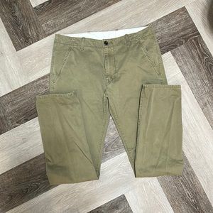 Levi’s Khakis 30x32